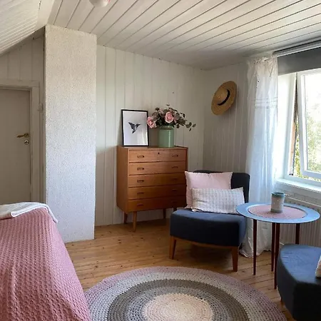 Kræmmervikveien 33 Feriehus Ballstad